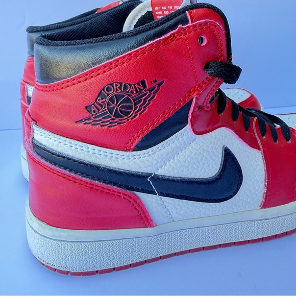 Nike Air Jordan 1 Retro High OG Chicago 2015 GS Size 7Y - Picture 13 of 16